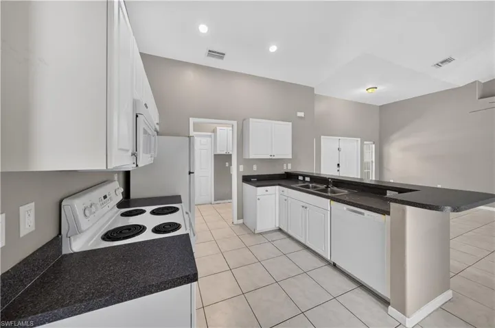 818 Desoto Ave S, Lehigh Acres, Florida 33972