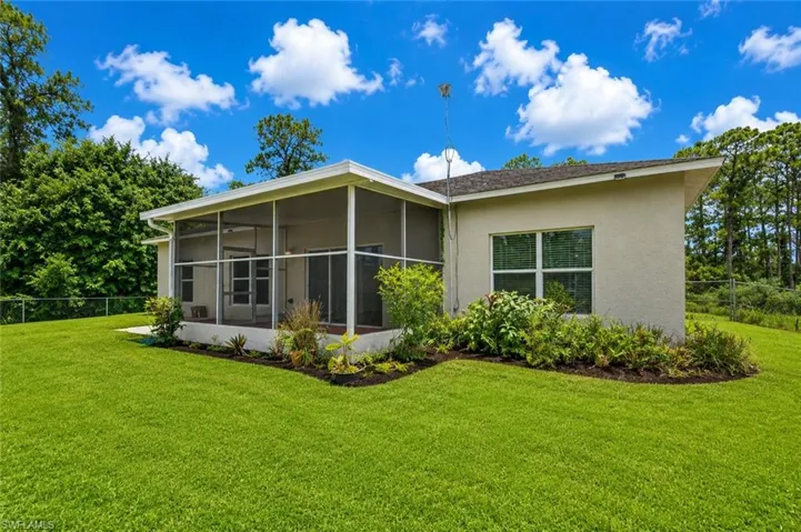 818 Desoto Ave S, Lehigh Acres, Florida 33972
