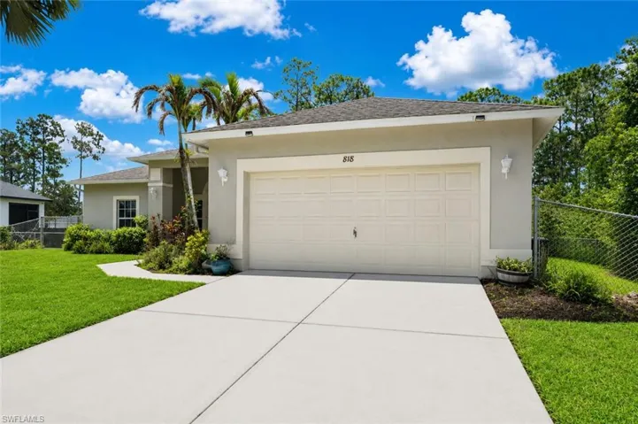 818 Desoto Ave S, Lehigh Acres, Florida 33972