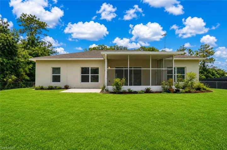 818 Desoto Ave S, Lehigh Acres, Florida 33972
