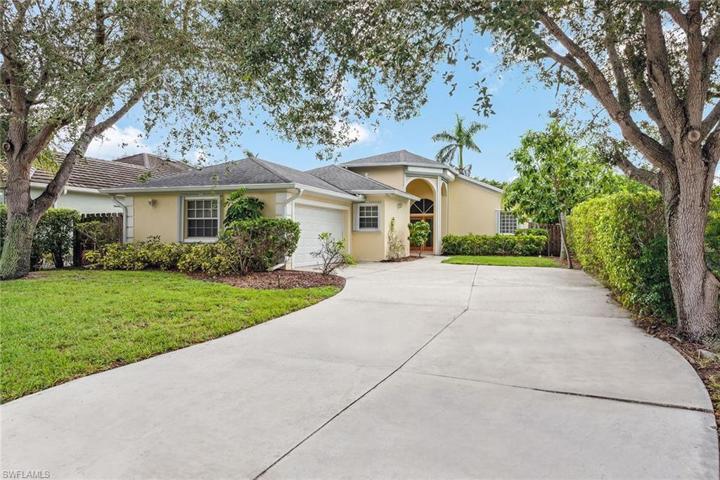 1180 29th AVE N, NAPLES FL 34103