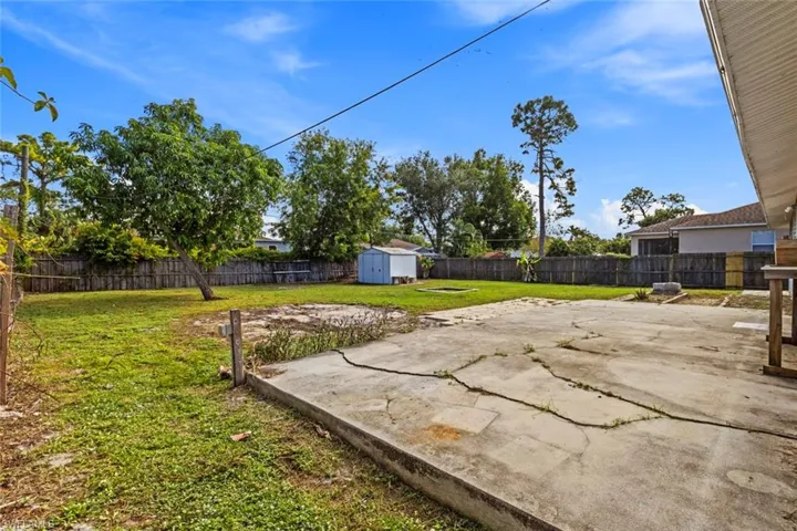 18417  Lee  RD, Fort Myers, FL 33967