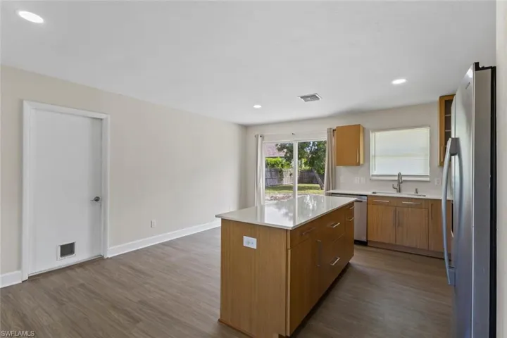 18417  Lee  RD, Fort Myers, FL 33967