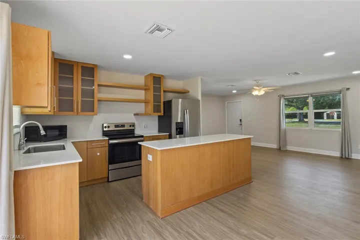 18417  Lee  RD, Fort Myers, FL 33967