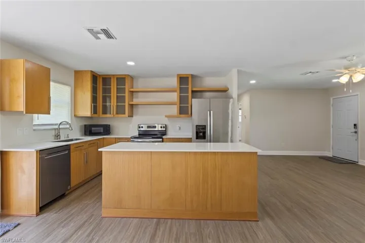 18417  Lee  RD, Fort Myers, FL 33967