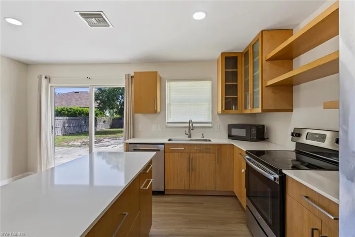 18417  Lee  RD, Fort Myers, FL 33967