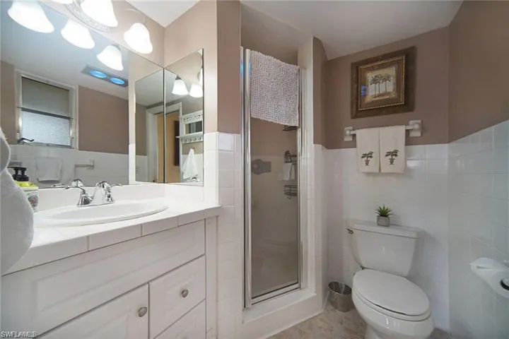 4613 SE 5th  AVE, Cape Coral, FL 33904