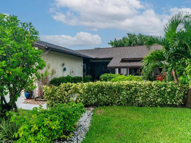 159  Round Key  CIR, Naples, FL 34112