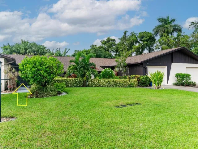 159  Round Key  CIR, Naples, FL 34112