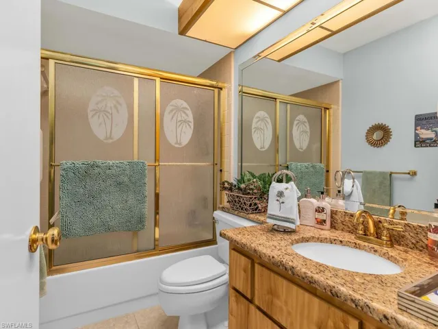 159  Round Key  CIR, Naples, FL 34112