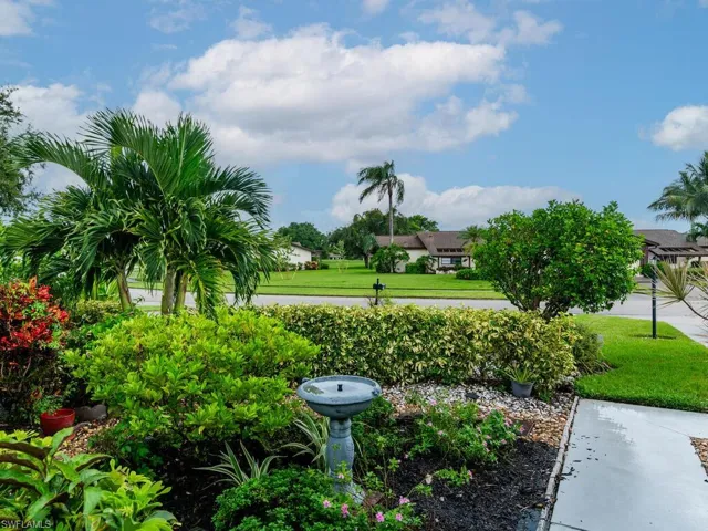 159  Round Key  CIR, Naples, FL 34112