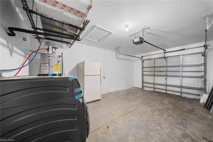 605 Hancock Bridge Pkwy, Cape Coral, Florida 33990