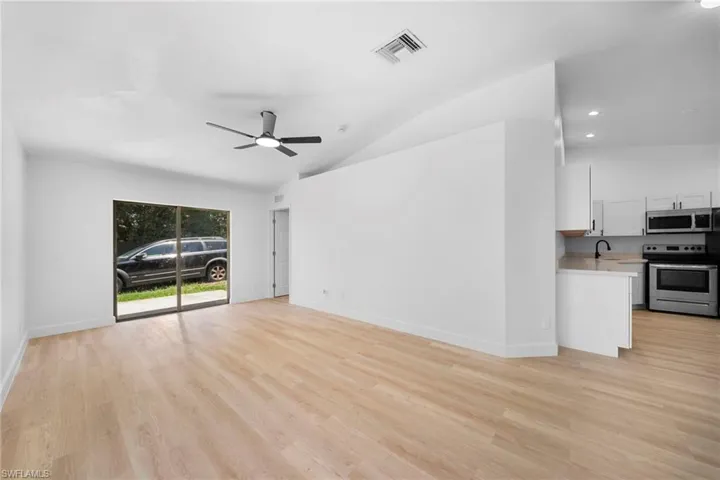605 Hancock Bridge Pkwy, Cape Coral, Florida 33990