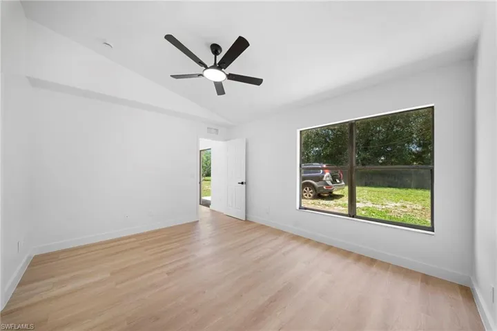 605 Hancock Bridge Pkwy, Cape Coral, Florida 33990