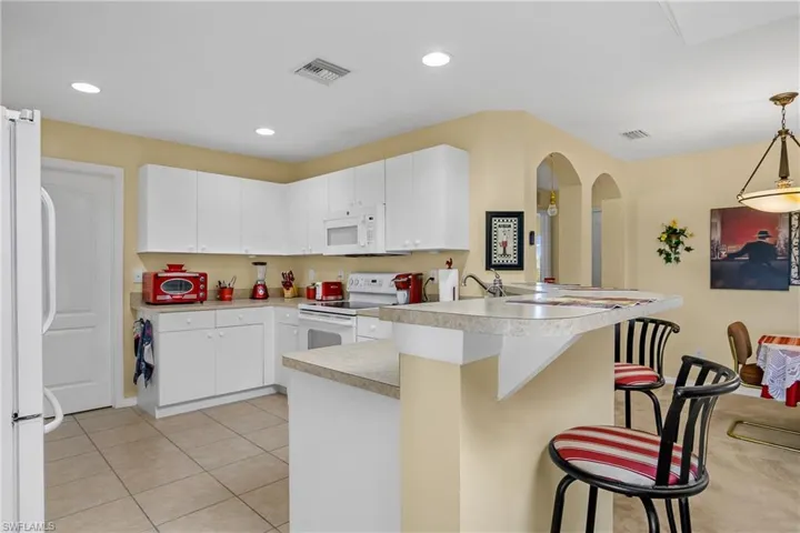 113 NE 29th  ST, Cape Coral, FL 33909