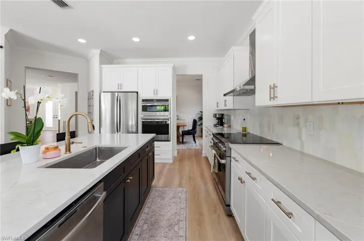 2858 Cinnamon Bay Cir, Naples, Florida 34119