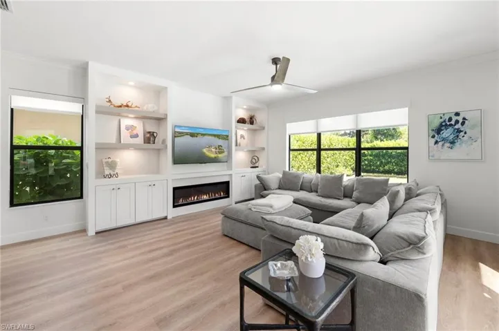2858 Cinnamon Bay Cir, Naples, Florida 34119