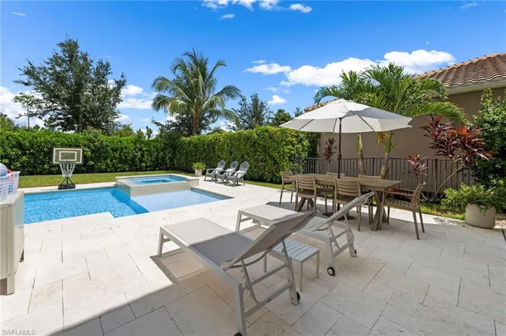 2858 Cinnamon Bay Cir, Naples, Florida 34119