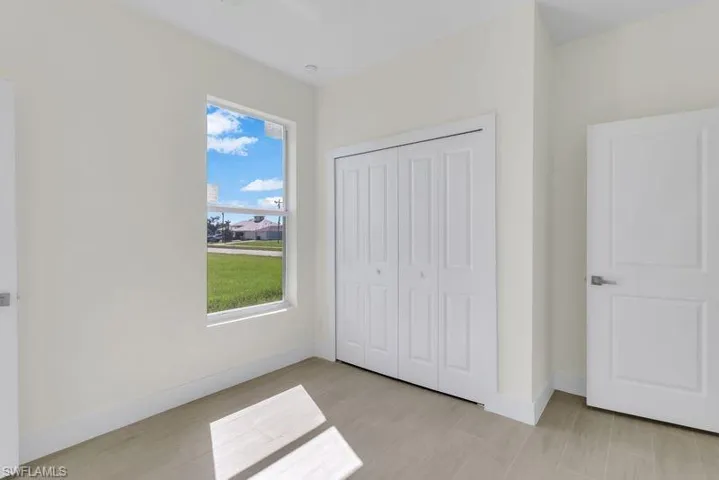 1827 Embers Pkwy W, Cape Coral, Florida 33993