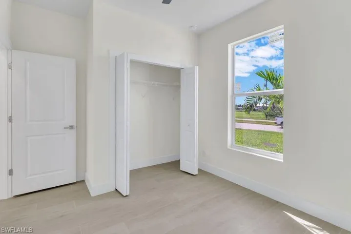 1827 Embers Pkwy W, Cape Coral, Florida 33993