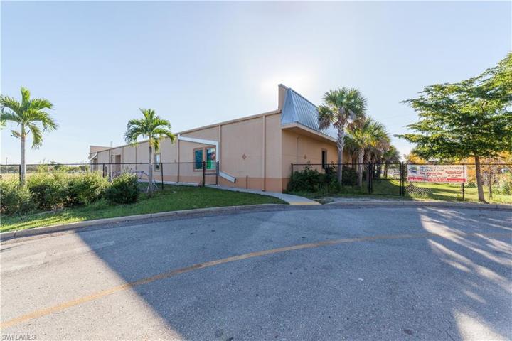 2107 Santa Barbara BLVD, CAPE CORAL FL 33991