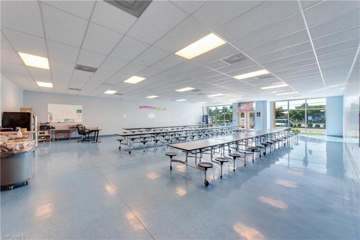 2107 Santa Barbara BLVD, CAPE CORAL FL 33991