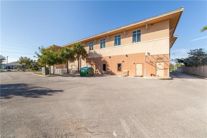 2107 Santa Barbara BLVD, CAPE CORAL FL 33991