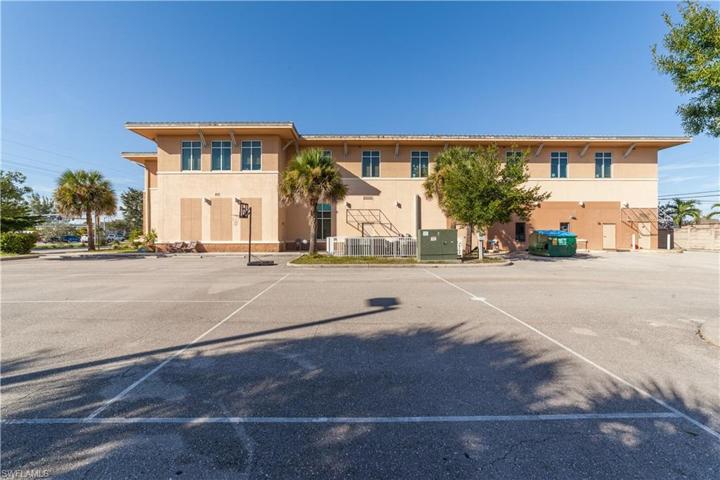2107 Santa Barbara BLVD, CAPE CORAL FL 33991