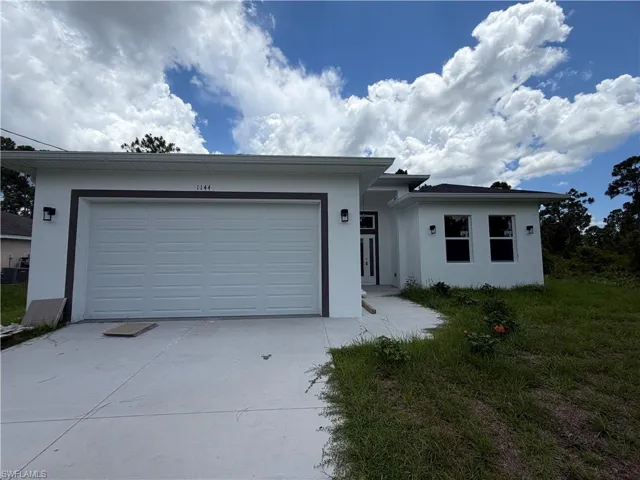 1144 Pisa St E, Lehigh Acres, Florida 33974