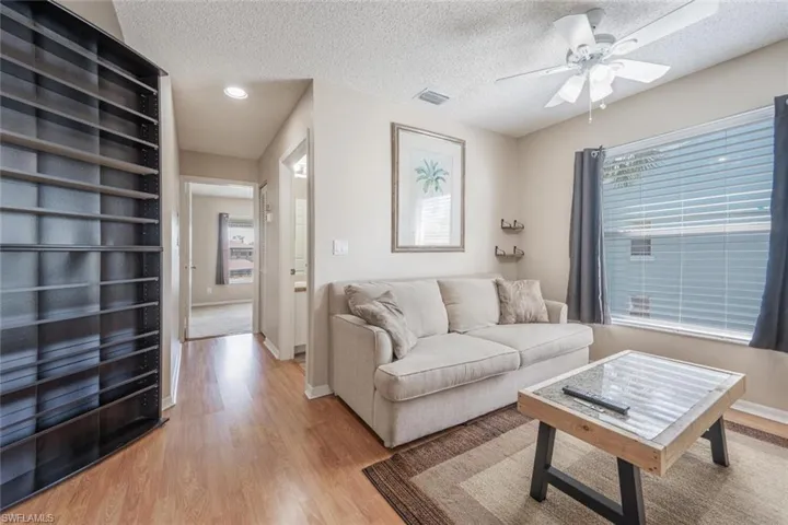 141 Wading Bird CIR # 201, NAPLES FL 34110