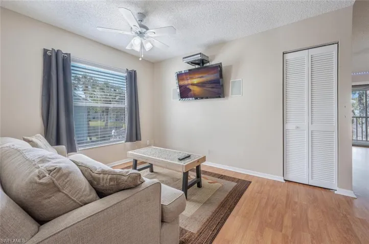 141 Wading Bird CIR # 201, NAPLES FL 34110