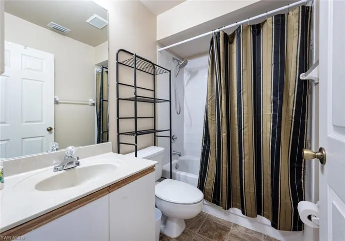 141 Wading Bird CIR # 201, NAPLES FL 34110