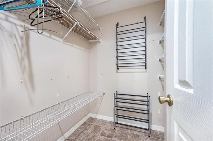 141 Wading Bird CIR # 201, NAPLES FL 34110