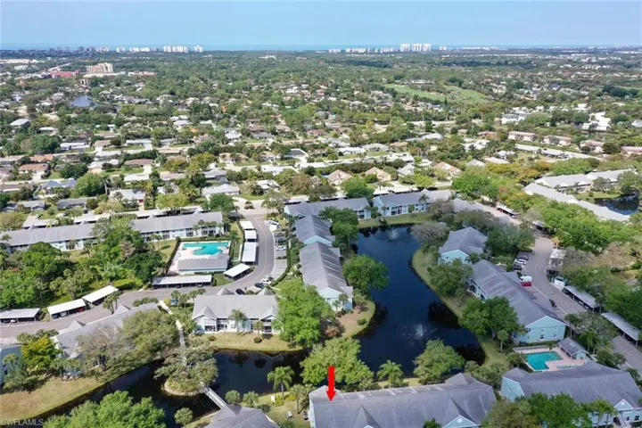 141 Wading Bird CIR # 201, NAPLES FL 34110
