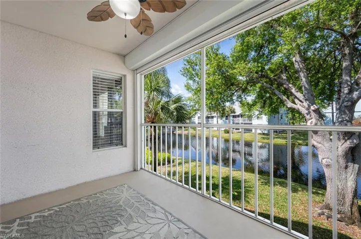 141 Wading Bird CIR # 201, NAPLES FL 34110