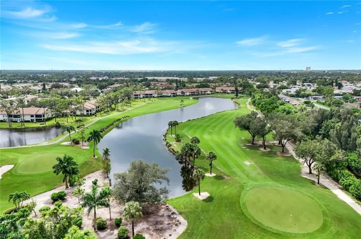 5585  Trailwinds  DR, Fort Myers, FL 33907