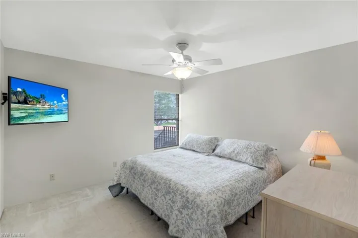 5585  Trailwinds  DR, Fort Myers, FL 33907