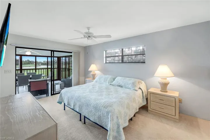 5585  Trailwinds  DR, Fort Myers, FL 33907