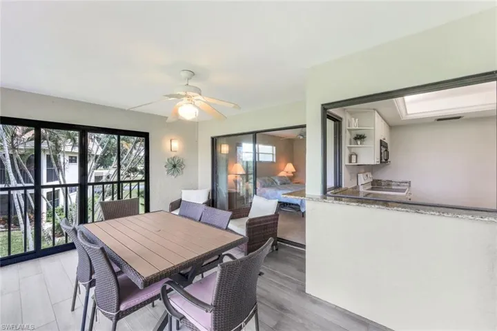 5585  Trailwinds  DR, Fort Myers, FL 33907