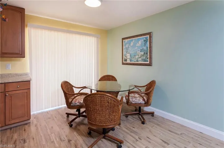 11093 Kelly Rd, Fort Myers, Florida 33908