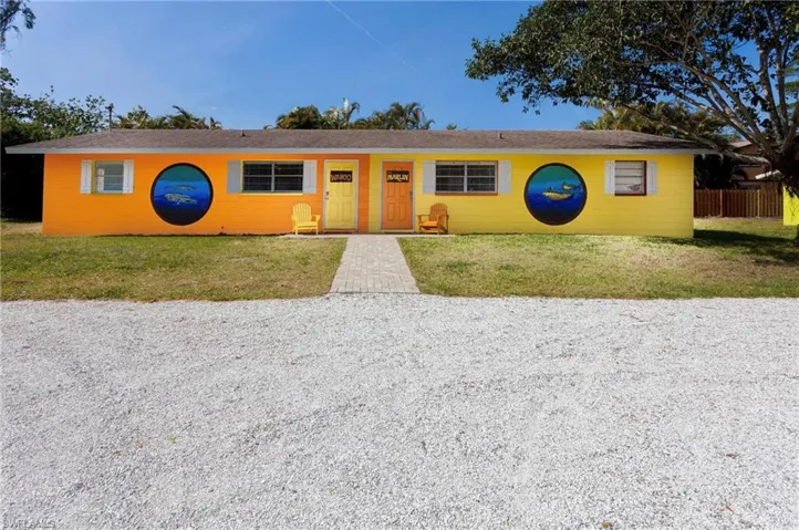 11093 Kelly Rd, Fort Myers, Florida 33908