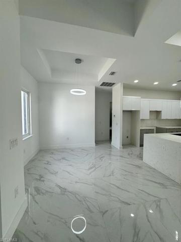 1105 Acacia AVE, LEHIGH ACRES FL 33972