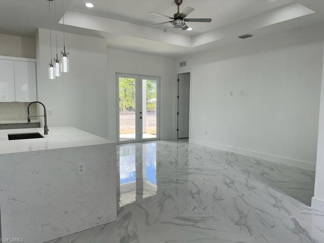 1105 Acacia AVE, LEHIGH ACRES FL 33972