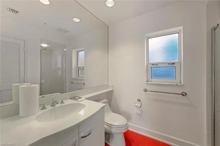 8665 Bay Colony Dr 2003, Naples, Florida 34108