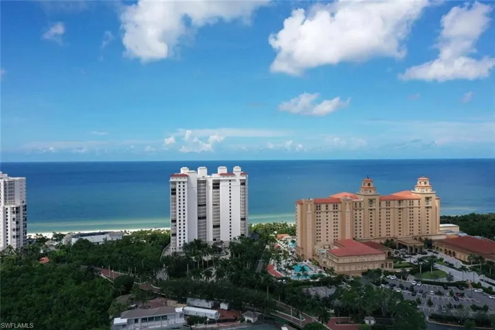 8665 Bay Colony Dr 2003, Naples, Florida 34108
