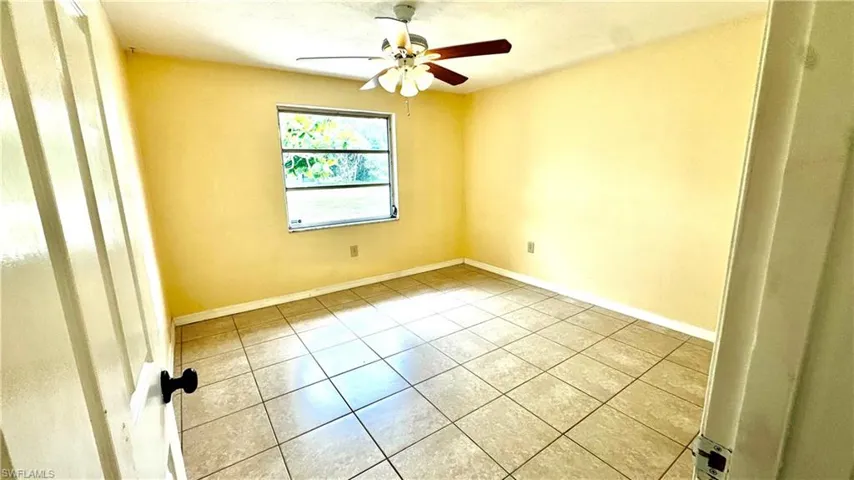 Large 2nd bedroom