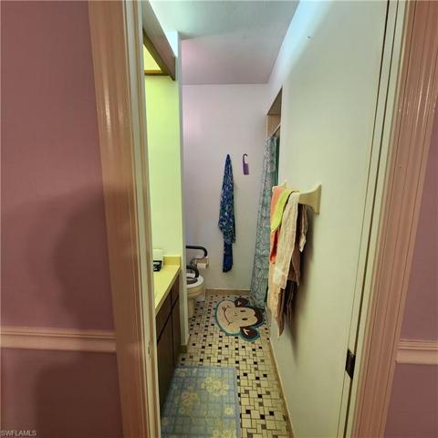 1510 Owners Bath