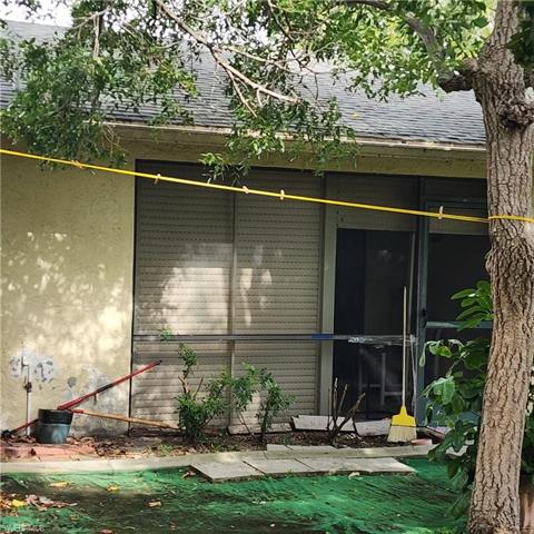 1512 Lanai from Yard