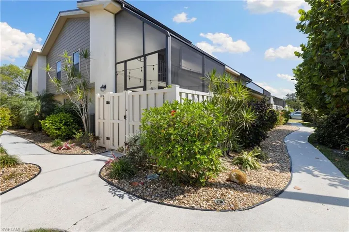 13236  Broadhurst  LOOP, Fort Myers, FL 33919