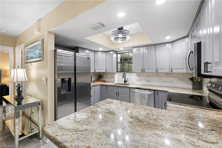 13236  Broadhurst  LOOP, Fort Myers, FL 33919